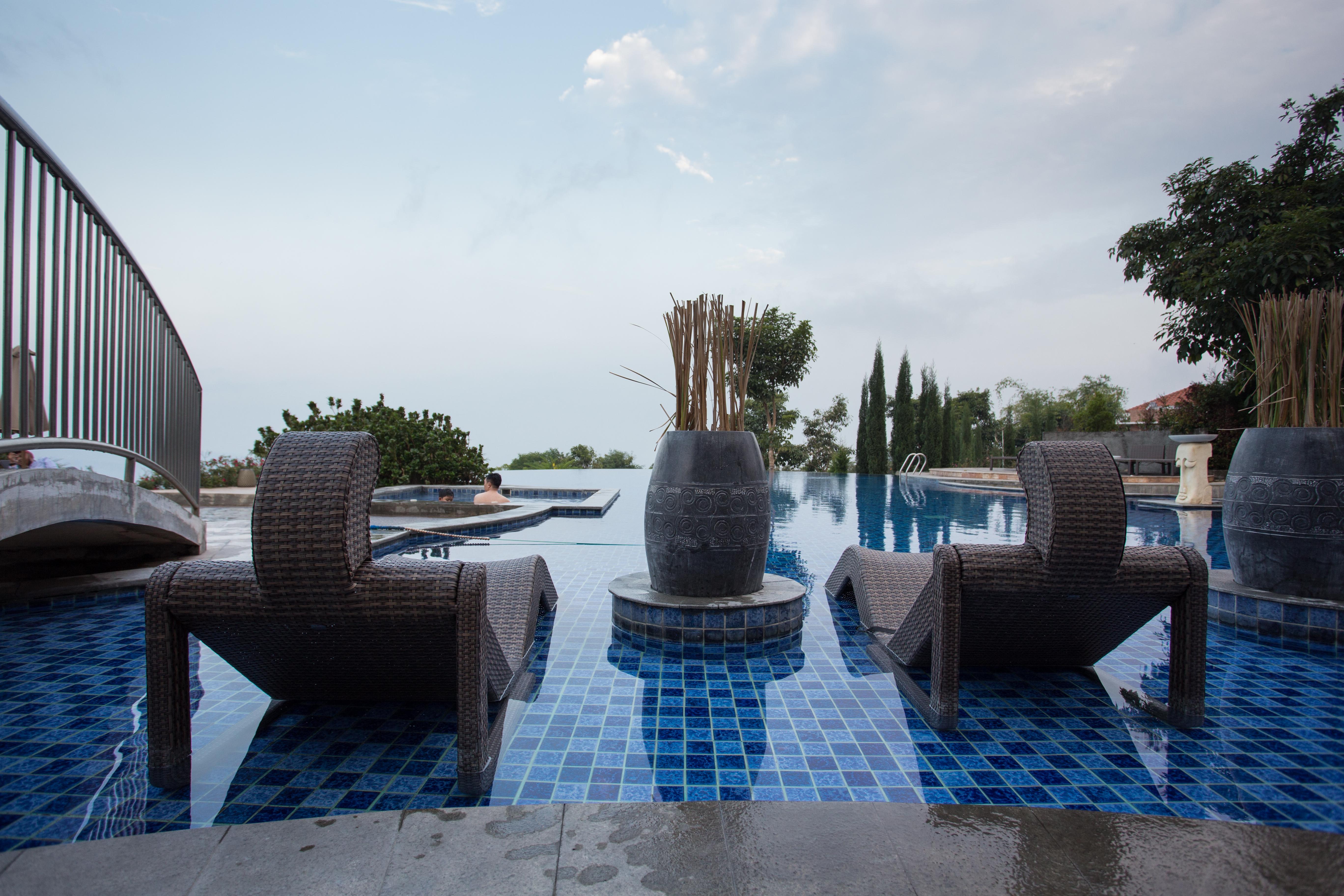 Amartahills Hotel And Resort Batu  Εξωτερικό φωτογραφία