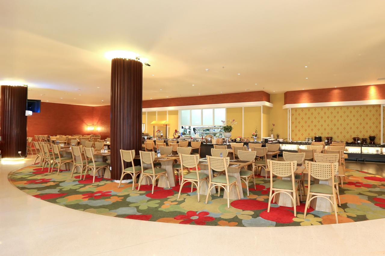 Amartahills Hotel And Resort Batu  Εξωτερικό φωτογραφία